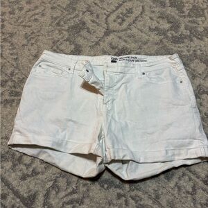 GAP Women's Classic White Jean Shorts